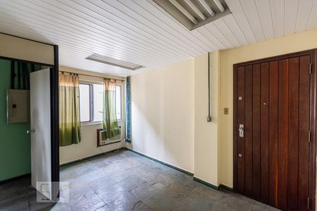 Sala de apartamento à venda com 6 quartos, 86m² em Centro, Niterói