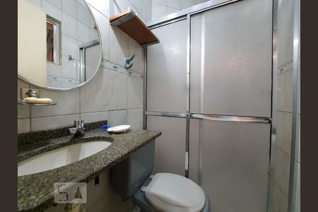 Casa à venda com 167m², 4 quartos e 3 vagasBanheiro da Suíte 2