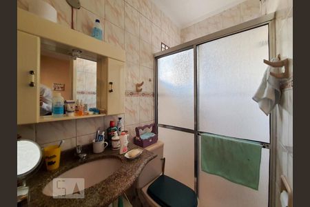 Casa à venda com 167m², 4 quartos e 3 vagasBanheiro da Suíte 4