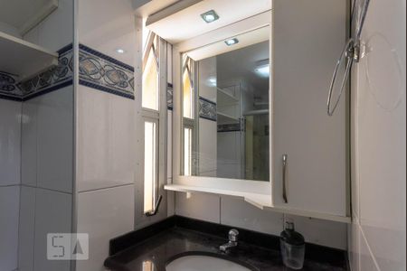 Banheiro de apartamento para alugar com 3 quartos, 60m² em Jardim Dom Vieira, Campinas