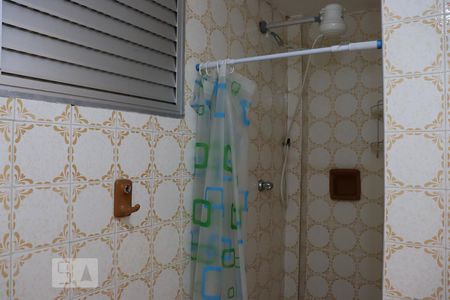 Banheiro de apartamento para alugar com 1 quarto, 45m² em Aclimação, São Paulo