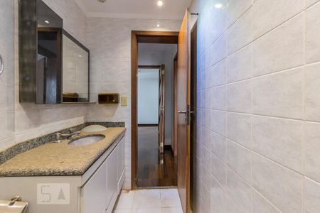 Apartamento para alugar com 300m², 3 quartos e 3 vagasBanheiro