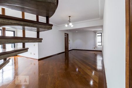 Apartamento para alugar com 300m², 3 quartos e 3 vagasSala