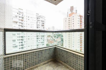Apartamento para alugar com 300m², 3 quartos e 3 vagasVaranda Suíte
