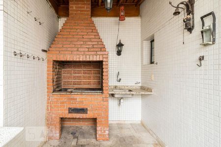 Apartamento para alugar com 300m², 3 quartos e 3 vagasChurrasqueira Cobertura