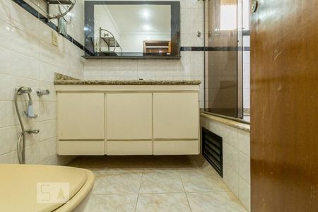 Apartamento para alugar com 300m², 3 quartos e 3 vagasBanheiro da Suíte