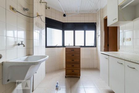 Apartamento para alugar com 300m², 3 quartos e 3 vagasÁrea de Serviço