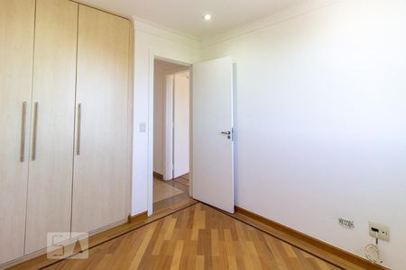 Apartamento à venda com 81m², 3 quartos e 2 vagasQuarto 2