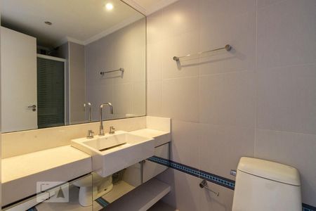 Apartamento à venda com 81m², 3 quartos e 2 vagasBanheiro