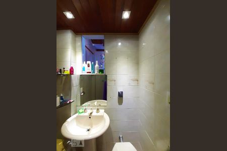Banheiro Social de apartamento para alugar com 1 quarto, 72m² em Engenho Novo , Rio de Janeiro