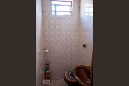 Casa à venda com 225m², 3 quartos e 3 vagasLavabo