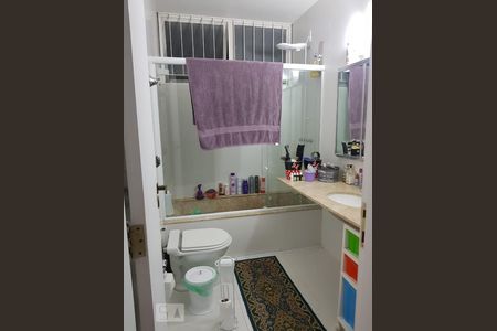 suite de casa à venda com 4 quartos, 450m² em Jardim Leonor, São Paulo