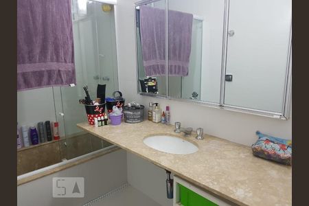 suite de casa à venda com 4 quartos, 450m² em Jardim Leonor, São Paulo