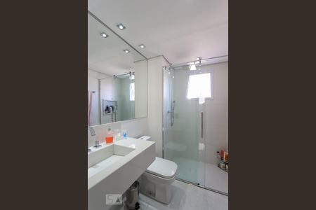 Apartamento à venda com 110m², 3 quartos e 2 vagasBanheiro da suíte