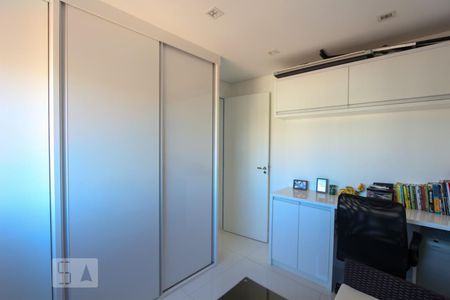 Apartamento à venda com 110m², 3 quartos e 2 vagasQuarto 2