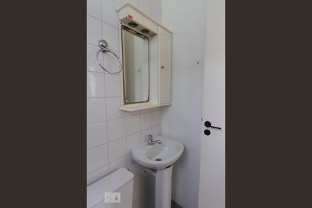 Apartamento para alugar com 64m², 3 quartos e 1 vaga Apartamento para alugar com 64m², 3 quartos e 1 vagaBanheiro da Suíte