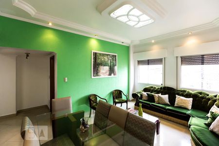 Apartamento à venda com 120m², 3 quartos e sem vagaSala