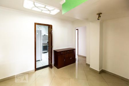 Apartamento à venda com 120m², 3 quartos e sem vagaSala