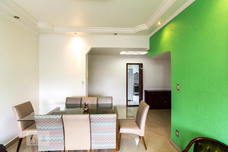 Apartamento à venda com 120m², 3 quartos e sem vagaSala