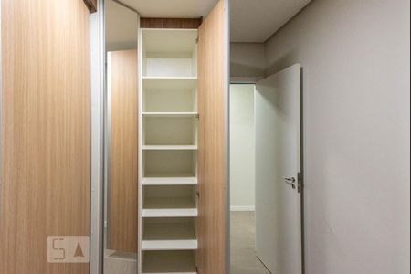 Apartamento para alugar com 52m², 2 quartos e 1 vagaQuarto