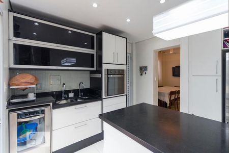 Casa à venda com 160m², 3 quartos e 2 vagas Casa à venda com 160m², 3 quartos e 2 vagasCozinha