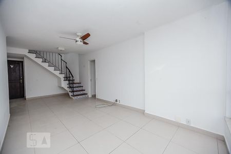 Primeiro Andar - Sala de apartamento à venda com 2 quartos, 130m² em Santa Rosa, Niterói
