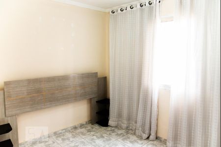 Quarto 1 de apartamento para alugar com 2 quartos, 53m² em Vila Nova Teresa, São Paulo