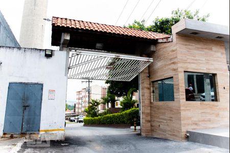 Apartamento para alugar com 53m², 2 quartos e 1 vaga Apartamento para alugar com 53m², 2 quartos e 1 vagaFachada