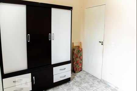 Quarto 1 de apartamento para alugar com 2 quartos, 53m² em Vila Nova Teresa, São Paulo