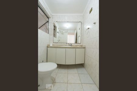 Banheiro de apartamento para alugar com 1 quarto, 50m² em Pinheiros, São Paulo