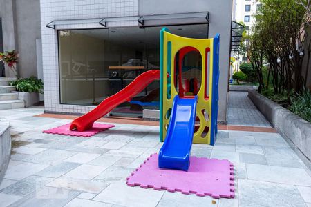 Apartamento à venda com 78m², 2 quartos e 2 vagasPlayground