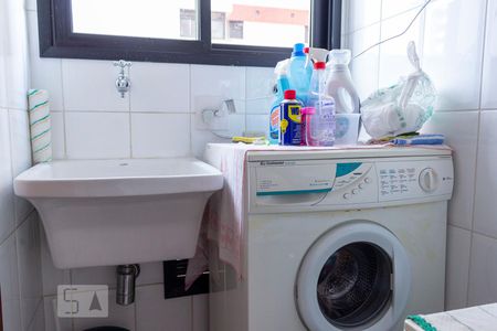 Apartamento à venda com 78m², 2 quartos e 2 vagasÁrea de Serviço