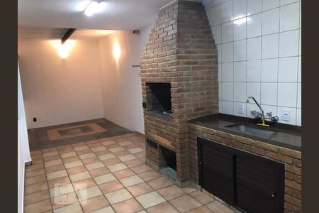 Casa para alugar com 240m², 3 quartos e 2 vagasChurrasqueira