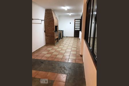 Casa para alugar com 240m², 3 quartos e 2 vagasChurrasqueira