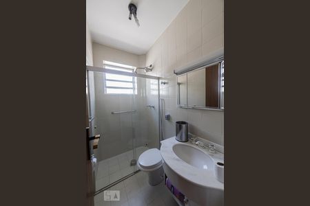 Casa à venda com 250m², 3 quartos e 2 vagasBanheiro Social