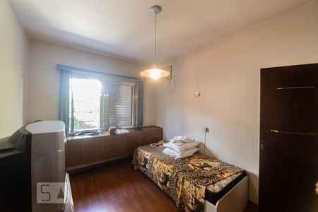 Casa à venda com 250m², 3 quartos e 2 vagasQuarto 3