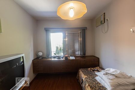 Casa à venda com 250m², 3 quartos e 2 vagasQuarto 3