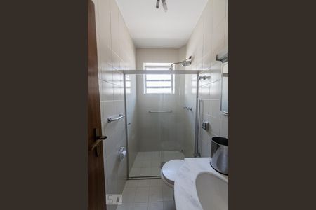 Casa à venda com 250m², 3 quartos e 2 vagasBanheiro Social