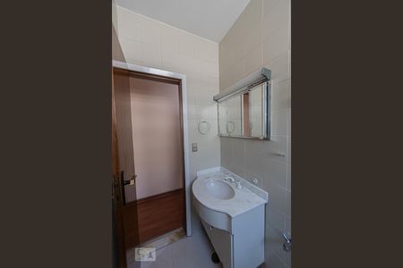 Casa à venda com 250m², 3 quartos e 2 vagasBanheiro Social 2