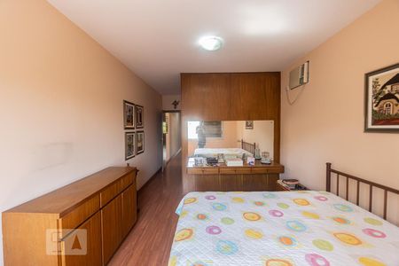 Casa à venda com 250m², 3 quartos e 2 vagasQuarto 2
