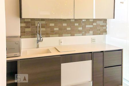 Cozinha de apartamento à venda com 2 quartos, 73m² em Pinheiros, São Paulo