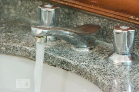 Apartamento para alugar com 43m², 1 quarto e sem vaga Apartamento para alugar com 43m², 1 quarto e sem vagaBanheiro