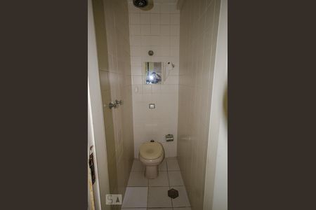 Apartamento à venda com 289m², 3 quartos e 1 vaga Apartamento à venda com 289m², 3 quartos e 1 vagaBanheiro de Serviço