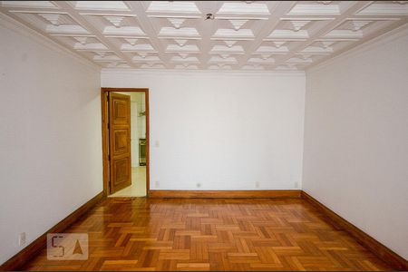 Apartamento à venda com 289m², 3 quartos e 1 vaga Apartamento à venda com 289m², 3 quartos e 1 vagaSala de Estar