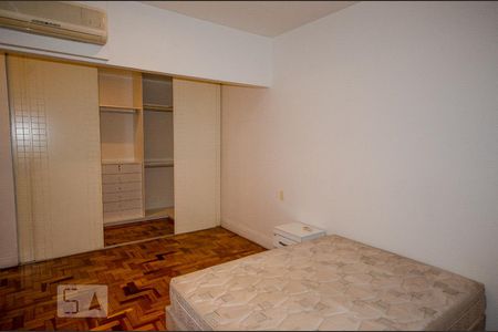 Apartamento à venda com 289m², 3 quartos e 1 vaga Apartamento à venda com 289m², 3 quartos e 1 vagaQuarto 4