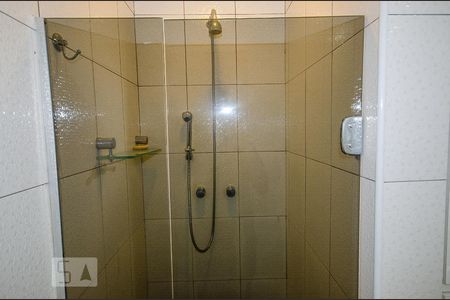 Apartamento à venda com 289m², 3 quartos e 1 vaga Apartamento à venda com 289m², 3 quartos e 1 vagaBanheiro 2