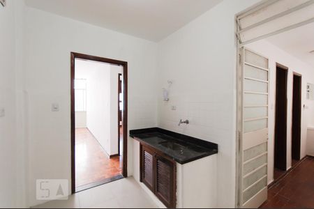 Cozinha de apartamento para alugar com 2 quartos, 80m² em Consolação, São Paulo