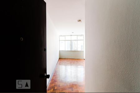 Apartamento para alugar com 82m², 2 quartos e sem vaga Apartamento para alugar com 82m², 2 quartos e sem vagaHall de Entrada