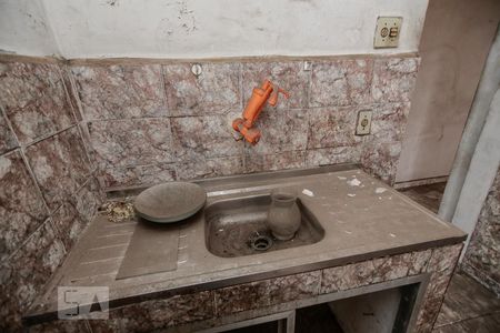 Apartamento à venda com 56m², 2 quartos e sem vaga Apartamento à venda com 56m², 2 quartos e sem vagaCozinha