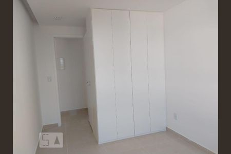 Dormitório de apartamento para alugar com 1 quarto, 36m² em Taquara, Rio de Janeiro